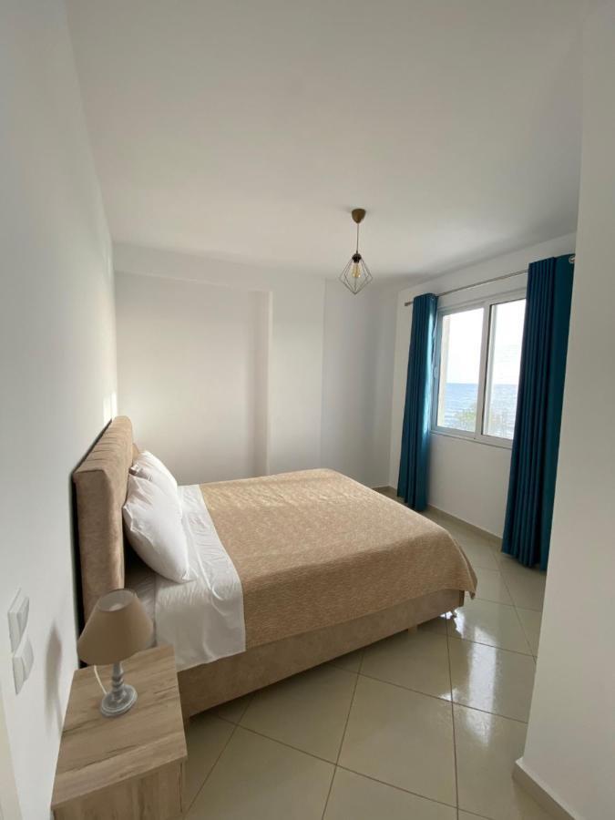Mediterranean Apartments Himare Exterior photo